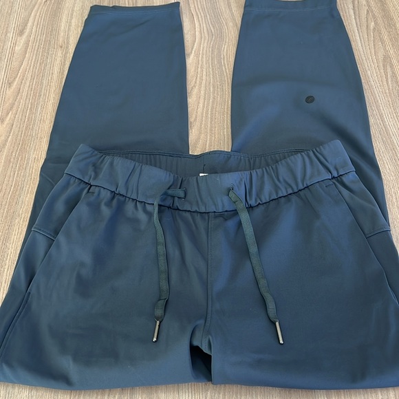 CRZ YOGA Womens 4-Way Stretch Ankle Golf 7/8 Athletic Pants Navy Size 8-10 - Picture 2 of 10